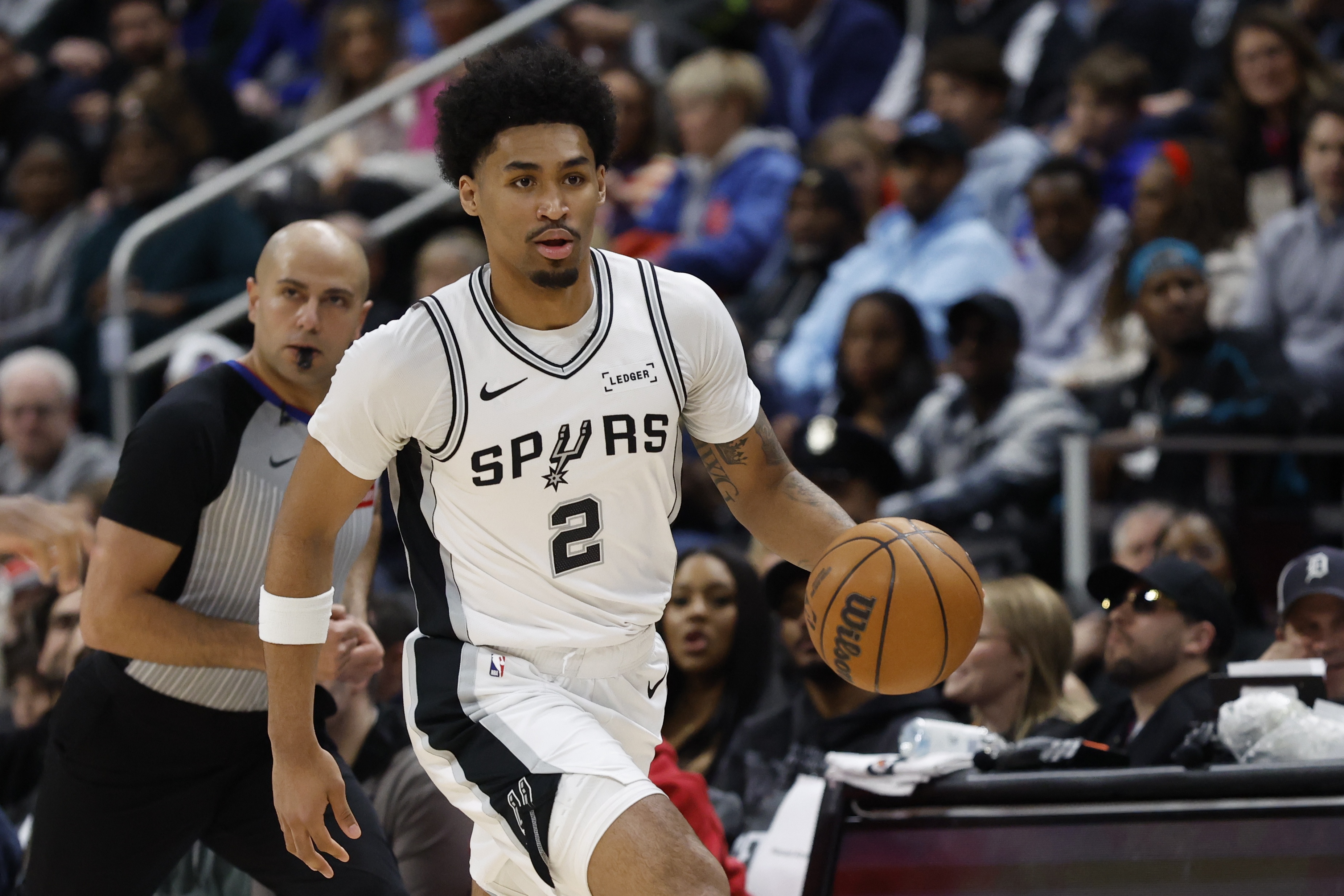 博鱼电竞官方app-迪伦·哈珀：客场能体验不同城市很酷 但这种5连客后我只想回家